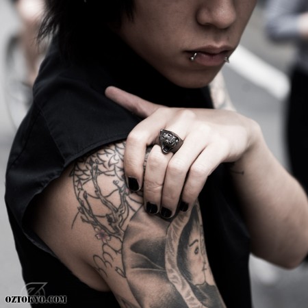 The Panther Black S Rings By Oz Abstract Tokyo Online