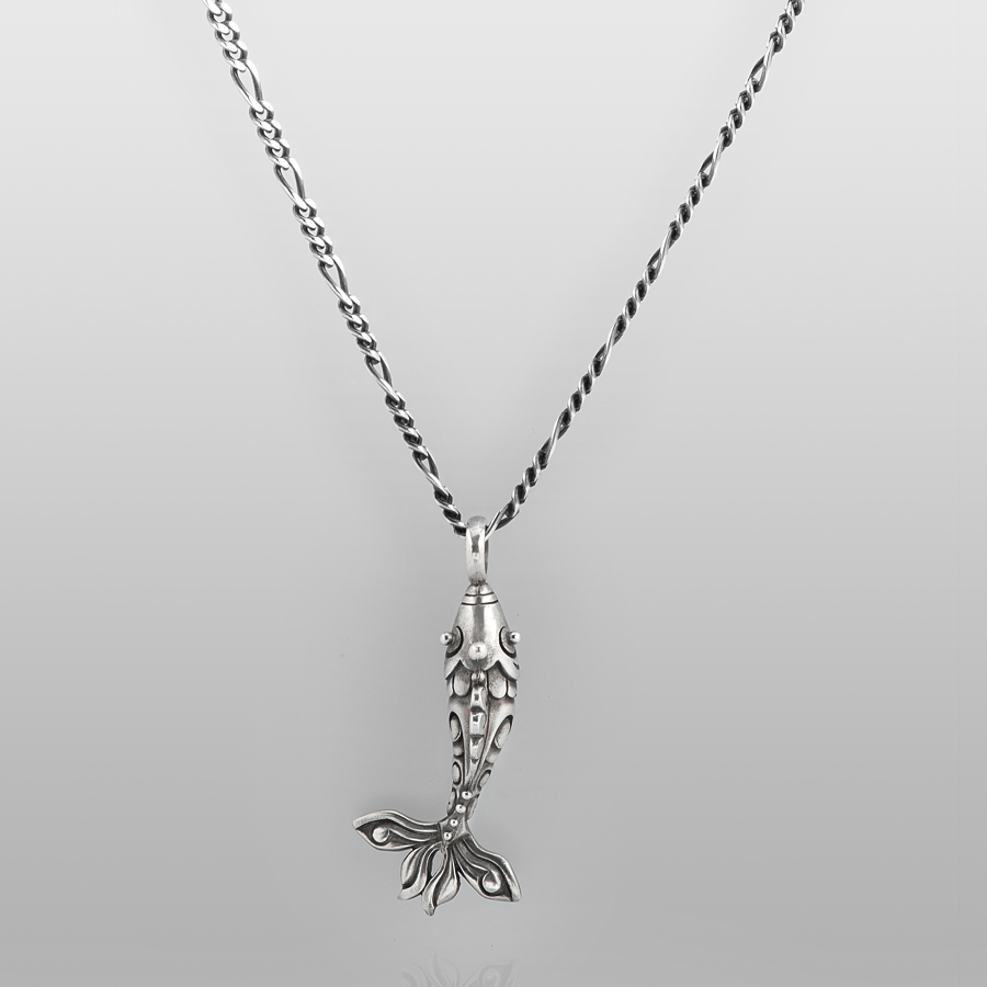 ラッキー フィッシュ | ペンダント、ネックレス＆チョーカー by Kalico 