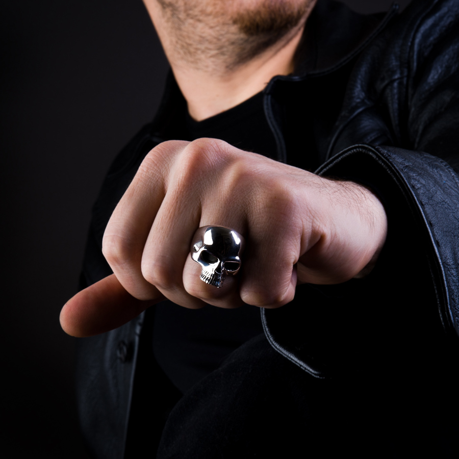 The Skull | Rings by Anonymous | Online Boutique Oz Abstract Tokyo, Japan