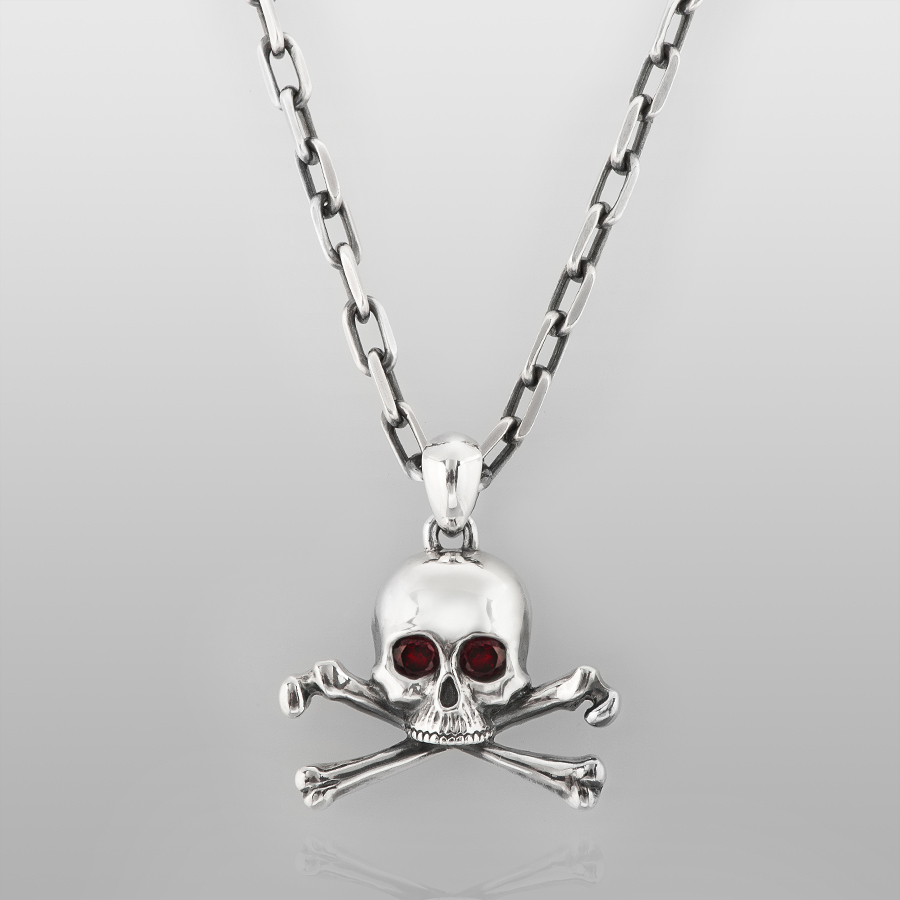 スカルと、ガーネットのネックレス（TRAVIS WALKER シルバー