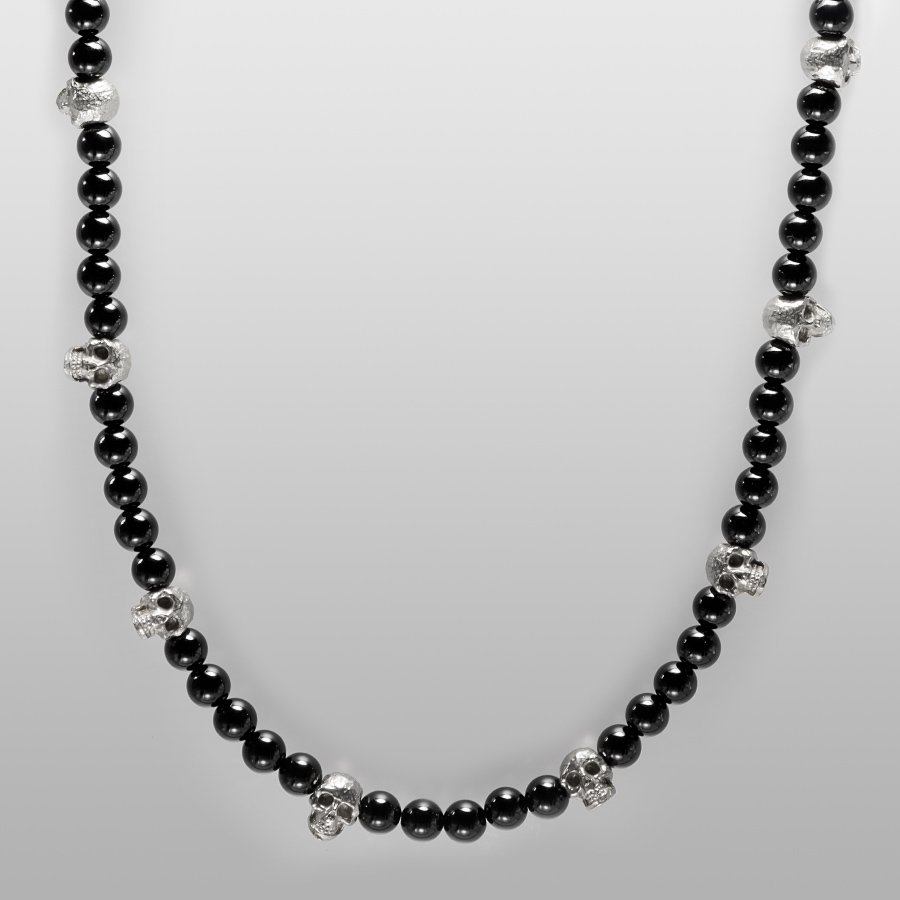onyx_beads_silver_skulls_long_