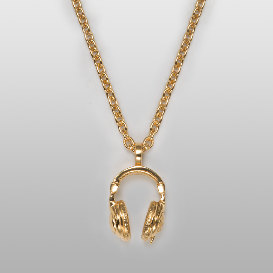 Earphone pendant chain necklace hotsell