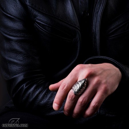 Mens shop wing ring