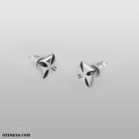 Iron Cross | Pierces & Ear Cuffs by Oz Abstract Tokyo | Online Iron Cross | Pierces & Ear Cuffs by Oz Abstract Tokyo | Online