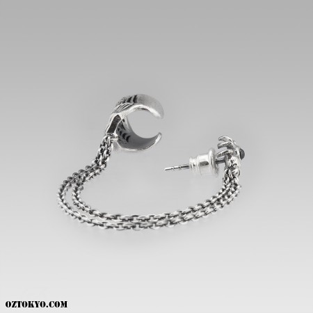 Spider & Web (DoubleChain-Garnet) | Pierces & Ear Cuffs by Oz Abstract  Tokyo | Online Boutique Oz Abstract Tokyo, Japan