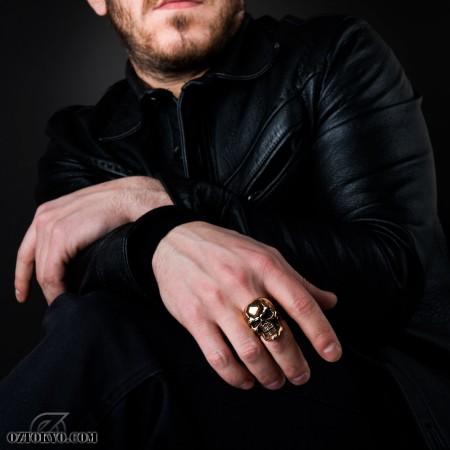 Last Man Standing | Rings by Oz Abstract Tokyo | Online