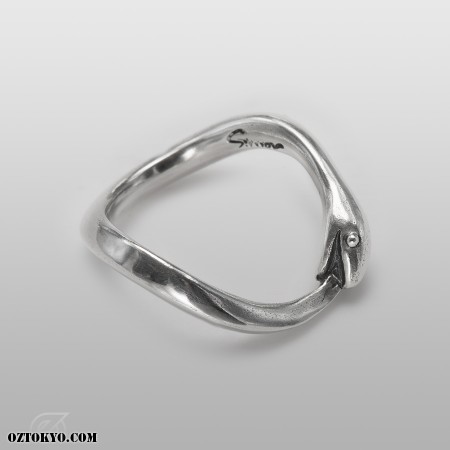 ●8 eight ウロボロスオーバルリング●ビーナス＆キューピット● ウロボロスの指輪 | リング by BigBlackMaria | Online Boutique