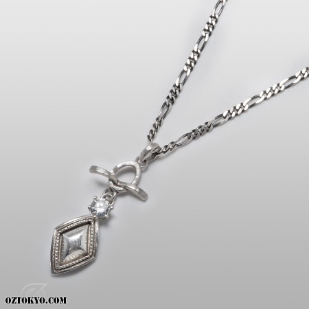 菱形 | ペンダント、ネックレス＆チョーカー by BigBlackMaria