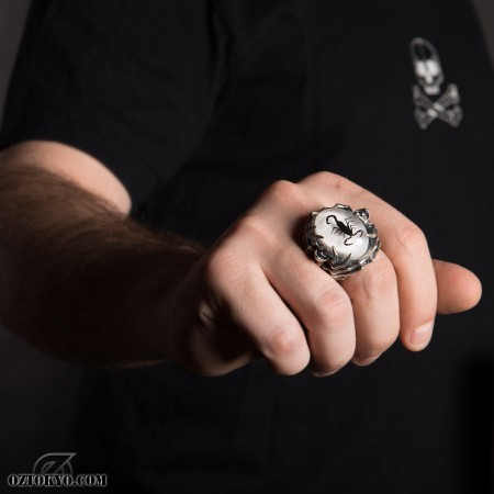 SFDR068 | リング by Strange Freak Designs | Online Boutique Oz