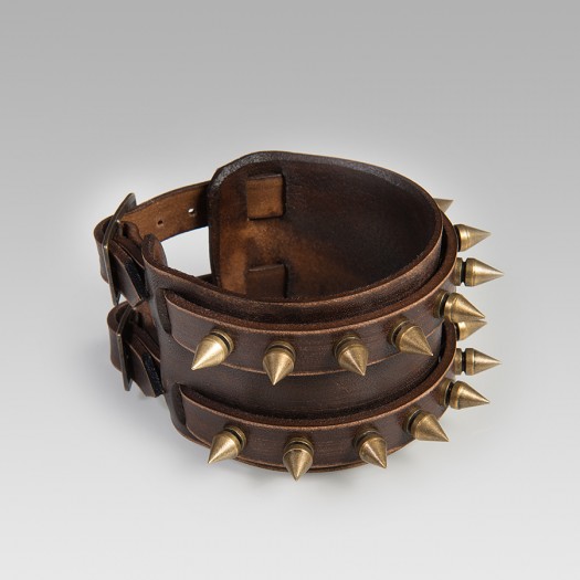 Studs leather wrist band