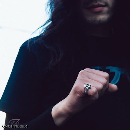 タイニースカル | リング by Oz Abstract Tokyo | Online Boutique Oz