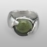 Magische Vissen OZ-Moldavite-R one of a kind ring front view.