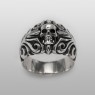 Magische Vissen Skull ring OZR048 up straight view.