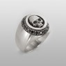 Silver skull ring encrusted with black zirconia up right view.